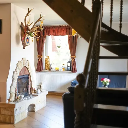 Lesniczowka Niebrzydowo Holiday home Morag