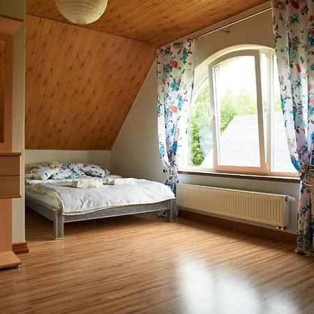 Holiday home Lesniczowka Niebrzydowo